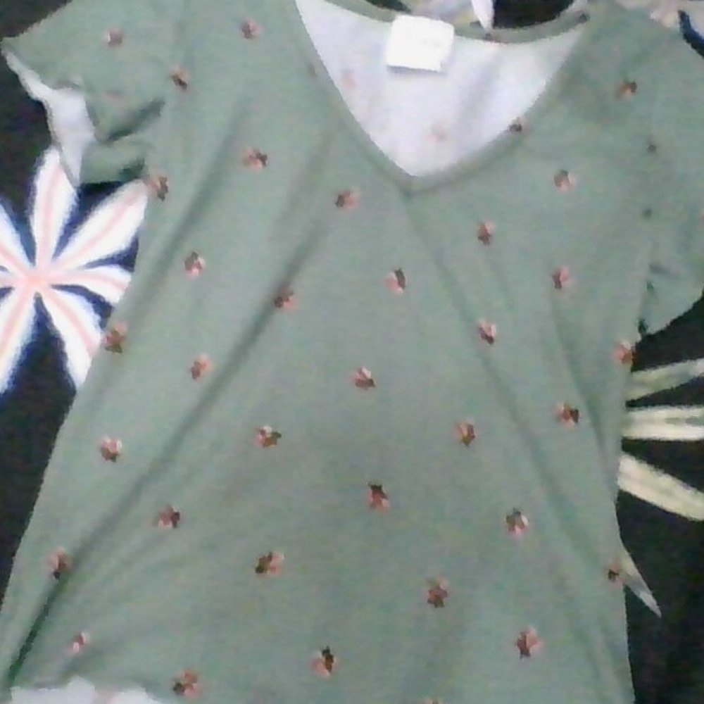 flower shirt